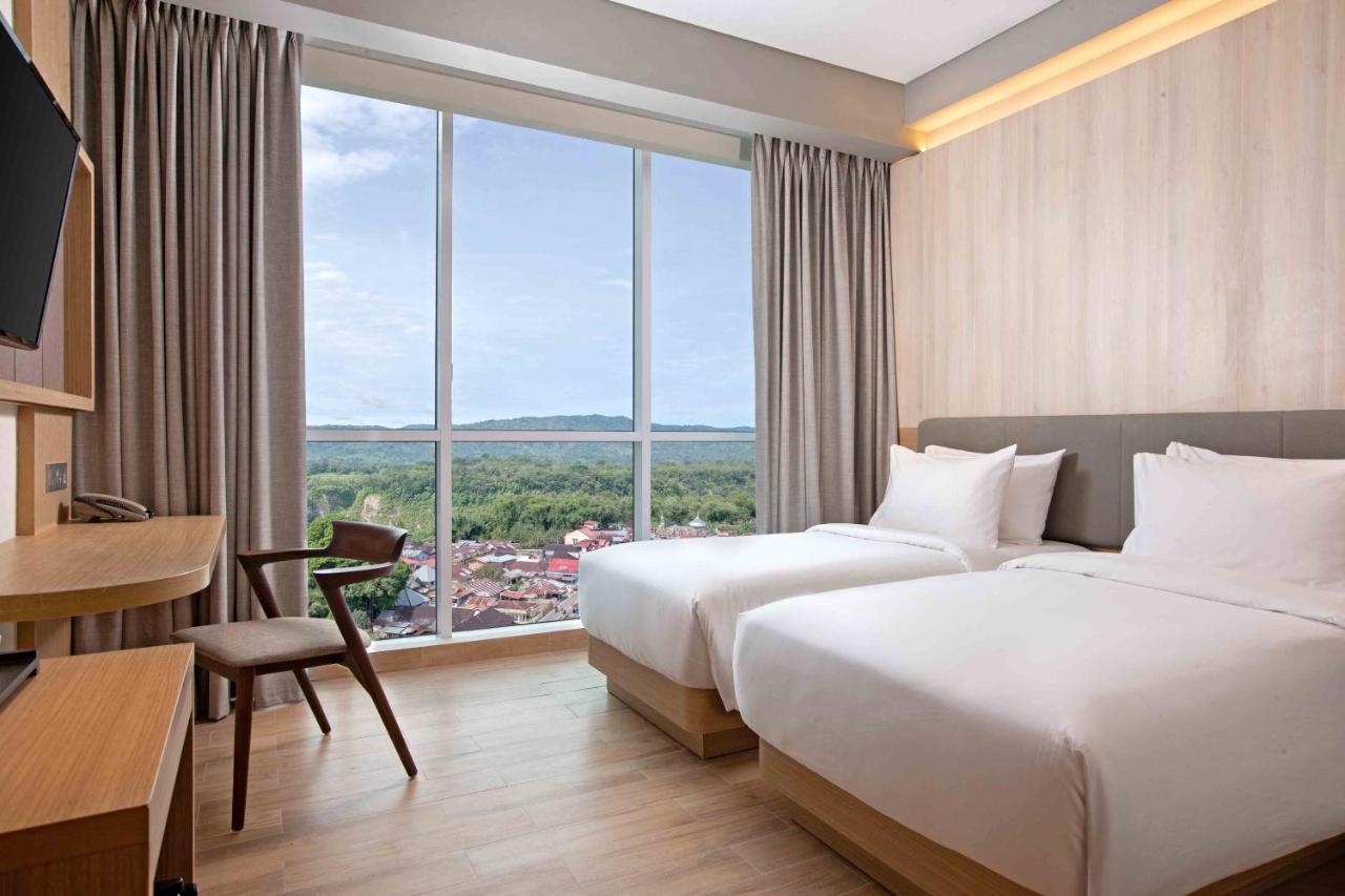 Hotel Santika Bukittinggi Zewnętrze zdjęcie